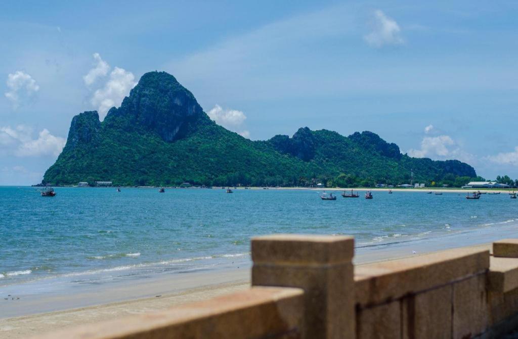 De Hostel Prachuap Khiri Khan Eksteriør bilde
