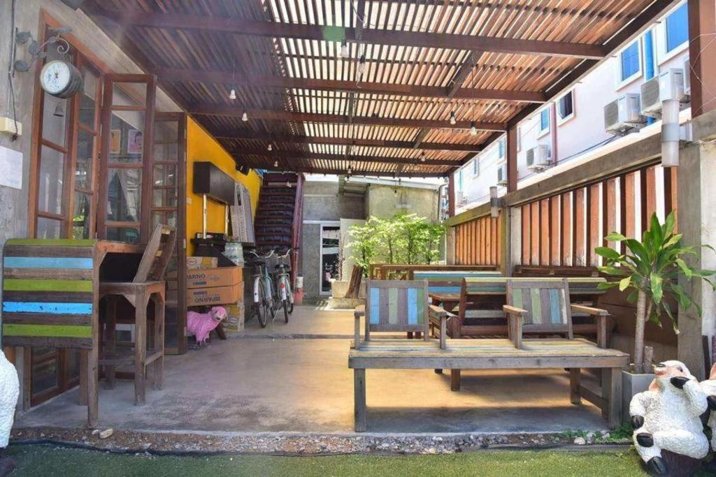 De Hostel Prachuap Khiri Khan Eksteriør bilde