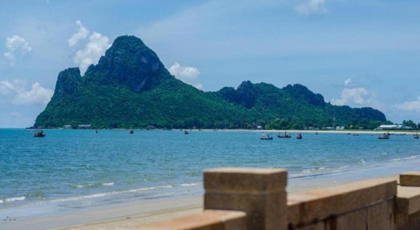 De Hostel Prachuap Khiri Khan Eksteriør bilde